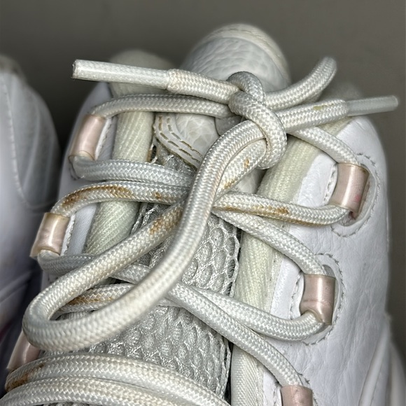 Reebok Allen Iverson #3 question mid pink toe men’s suede White and Pink Shoes - Picture 6 of 9